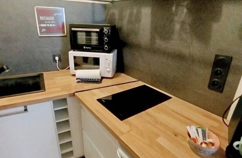 Bourgogne Apartment | Le Petit Cocon in Downtown Orléans