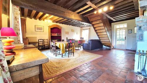 Druy-Parigny House | Le Petit Mingot