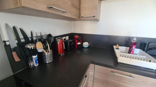 Saint-Charles du Port Apartment | Le Petit Navire - Docks Vauban - Ascenceur
