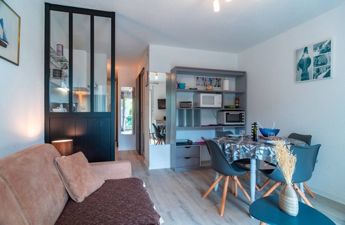 Saint-Jacques Apartment | Le Petit Saint Jacques - A quelques mètres de la mer