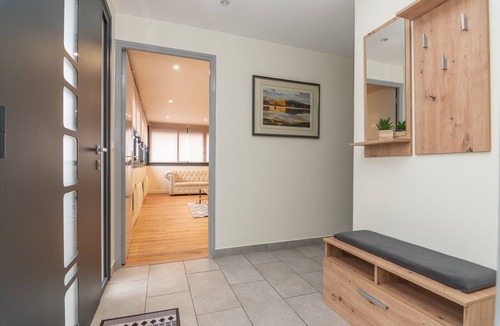 Montcenis Apartment | Le Pied à Terre de Montcenis - Appt avec parking privé