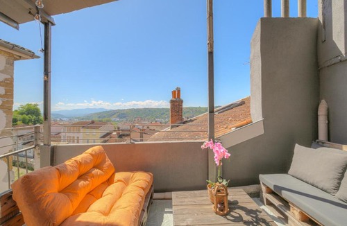 Centre Ville Apartment | Le Pipet - T2 avec terrasse, vue, à deux pas du théâtre antique