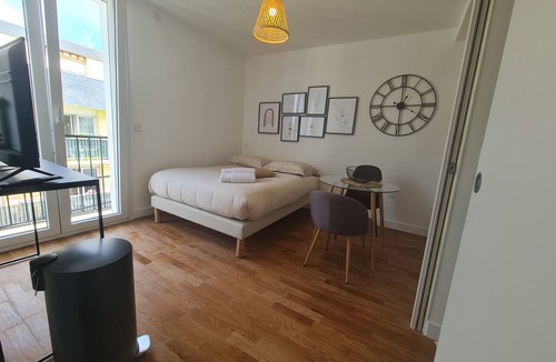 Lorient Apartment | Le Poulorio 9 - Studio - Proche Gare * By Locly *