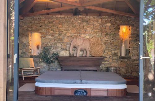 Chasnay Bed & Breakfast | LE PRESBYTERE