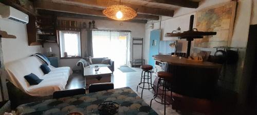 Saint-Julien-de-Coppel House | Le Pressoir