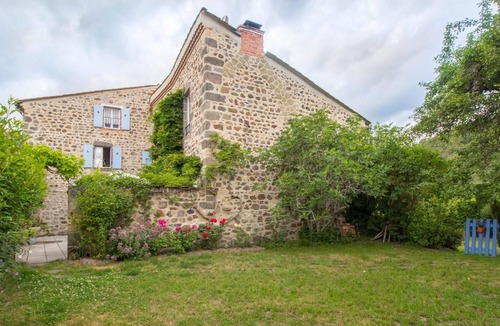 Montaigut-le-Blanc House | Le Prieuré - MONTAIGUT LE BLANC