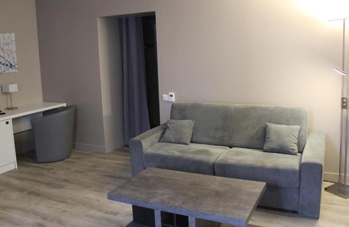 Dampmart Hotel | Le Quincangrogne
