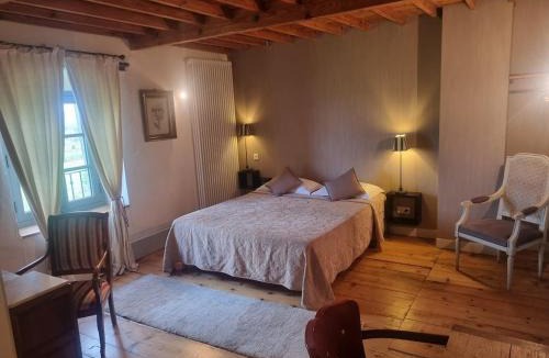 Marcilly-le-Chatel House | Le Rézinet - Gîte de groupes