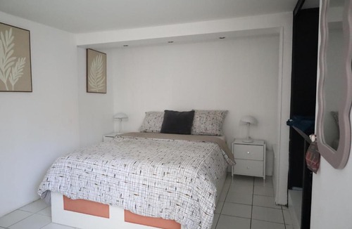 Montry Apartment | Le Refuge à 8min Disneyland - Parking - 6 personnes
