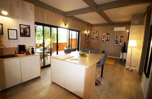 Doucier House | LE RENARD AIR-CONDITIONED WOODEN HOUSE