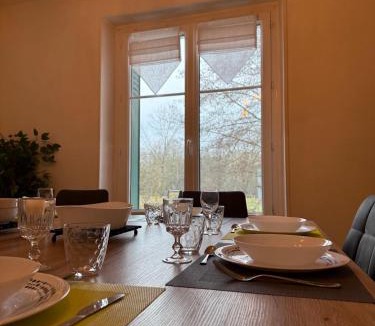 Vierzon House | Le Repaire des Grands Moments