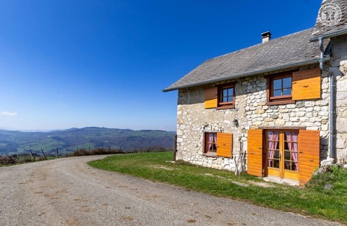 Saint-Pierre-de-Genebroz House | LE RIONDET - SAINT PIERRE DE GENEBROZ