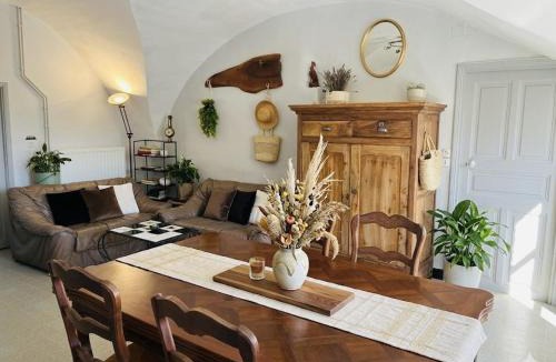 Le Glaizil Apartment | Le Rocher des Ducs, appartement, cour privative, abris voiture