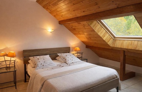 Le Glaizil Bed & Breakfast | Le Rocher des Ducs, Chambres d'hôtes, parking privé, abris motos