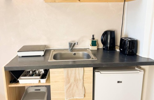 Nord - Gare Apartment | Le Sablésien-4 p-lounge/kitchen - Town center/Station