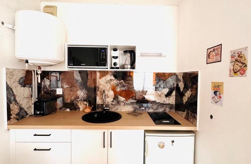 Republique Apartment | Le Saint Charle - 2pers - Wifi - Home&Service