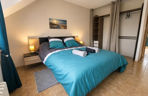 Issoudun Apartment | Le Saint-Cyr Issoudun - Cosy, Spacious & Downtown