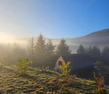 Le Bleymard House | Le Saint-Jean