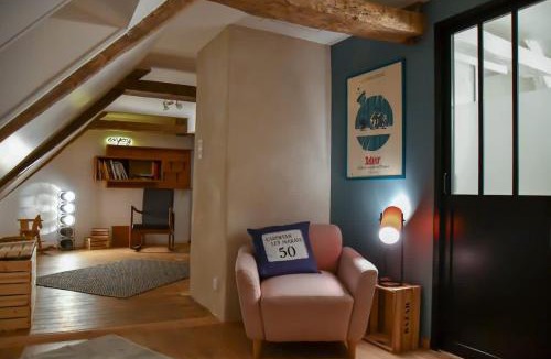 Carentan Apartment | LE SCENARIO - Appt city center with parking