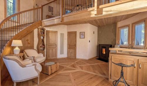 Veuvey-sur-Ouche House | Le Silo du Domaine des Ecus d'Or