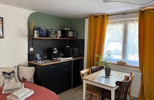 Quinssaines Apartment | le Studio Balnéo des Cocons de Mel