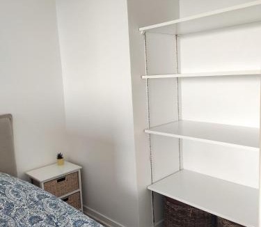 Madeleine - Saint-Leonard Apartment | Le Studio Edison - Calme et parking sécurisé