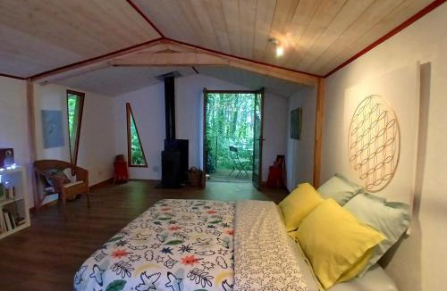 Malansac Cabin | Le Temple Ysambre
