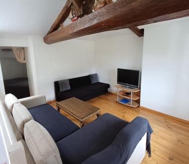 Thiers Apartment | Le Trois Mâts 5