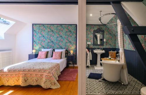 Saint-Pierre-Eglise House | Les 13 lavoirs d'antan - chambre la belle époque