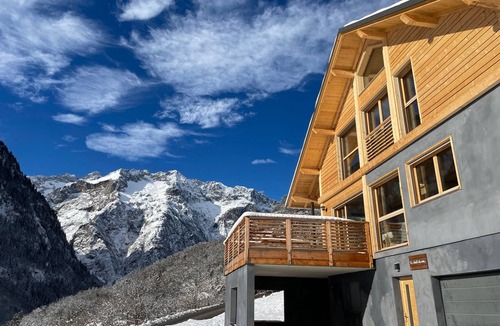 Venosc House | LES 2 ALPES/VENOSC : Le Chalet des Amis ★ 12 pers. ★ Table soccer ★ 5 bedrooms