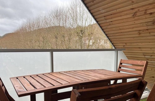 Honfleur Apartment | Les 4 éléments 4★ | Balcony, Elevator & Private Parking | Sleeps 4