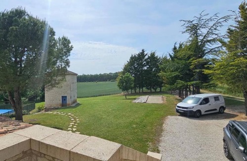 Montaigu-de-Quercy Villa | Les Artals- Villa with 12m pool, boules court