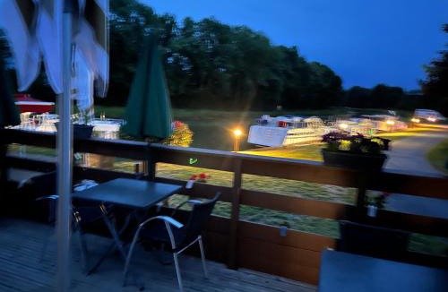 Fleury-sur-Loire Ski Chalet | Les cabane