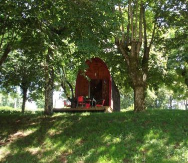 Saint-Laurent-d'Olt Cabin | Les Cahutes d'Olt
