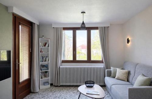 Ruy-Montceau Apartment | Les Cantinières - Bourgoin Jallieu - Jardin Privé