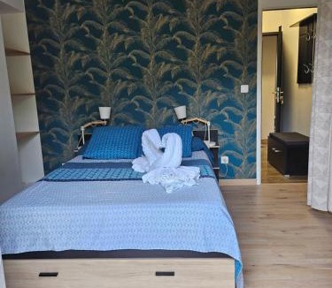 Guecelard Bed & Breakfast | Les chambres d'Estelle