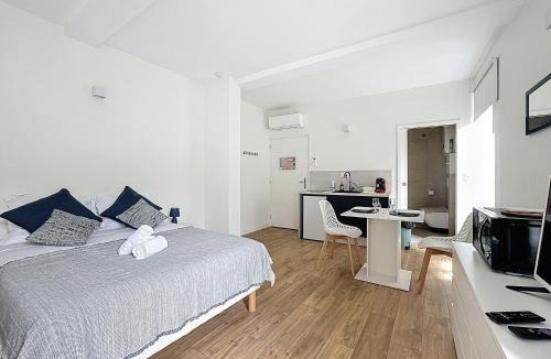Coudes Apartment | Les chambres de Coudes N1 ,clim, proche A75