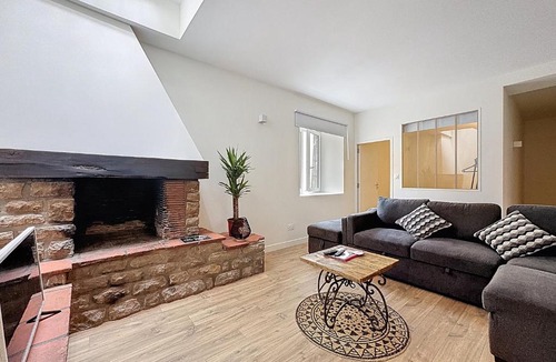 Coudes Apartment | Les chambres de Coudes N2 ,clim, proche A75