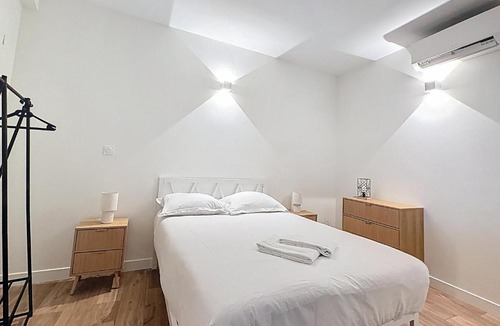 Coudes Apartment | Les chambres de Coudes N2 ,clim, proche A75