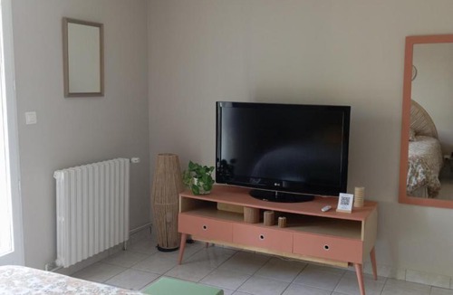 Vienne Apartment | Les Cyprès