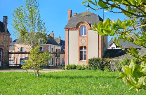 Craon House | Les dépendances du château de Craon