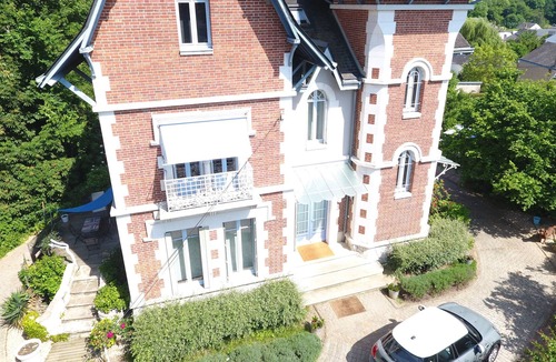 Gien House | Les Dameraudes