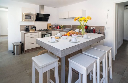 Quartier des Boucholeurs House | Les Demeures de Mentor-Romard, classified 4* for 10 people, near beaches