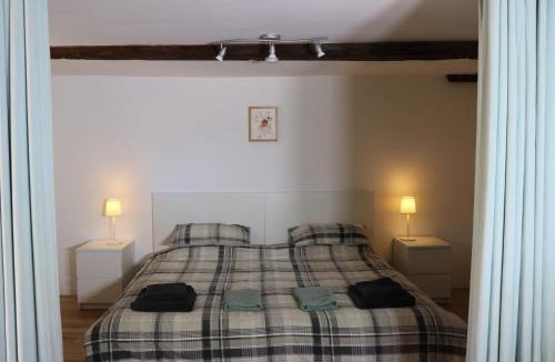 Villefranche-de-Rouergue House | Les Deux Lièvres
