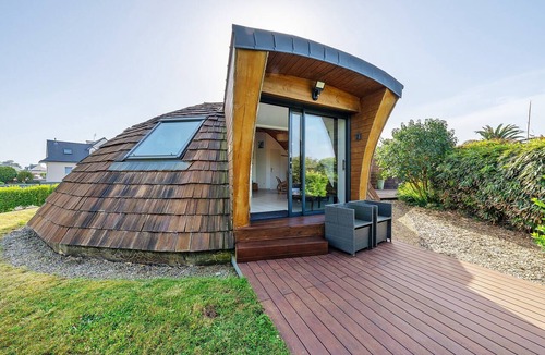Kerlouet House | Les Dômes du Ponant – 150m from the Sea and GR34 Coastal Path