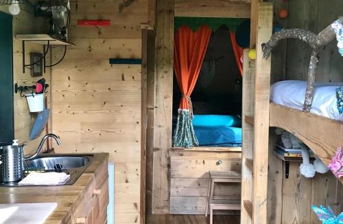 Bessamorel Other | Les freytisses Roulotte Colibri