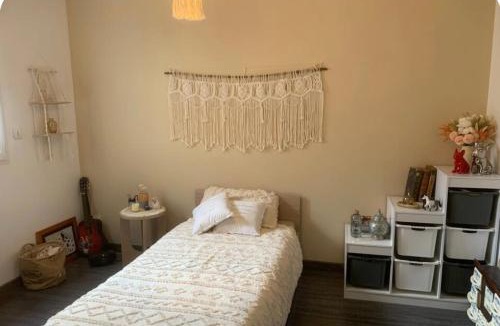 Charost Bed & Breakfast | Les Glycines