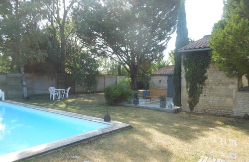 Aunis Sud Bed & Breakfast | Les Hôtes du Paradis