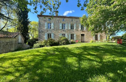 Vers Bed & Breakfast | Les Hauts de Sauliès - Chambre et Table d'Hôtes de charme