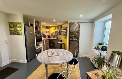 Riom Bed & Breakfast | Les hirondelles du marais